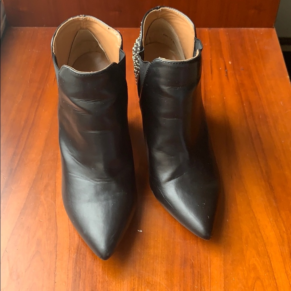 Ankle boots